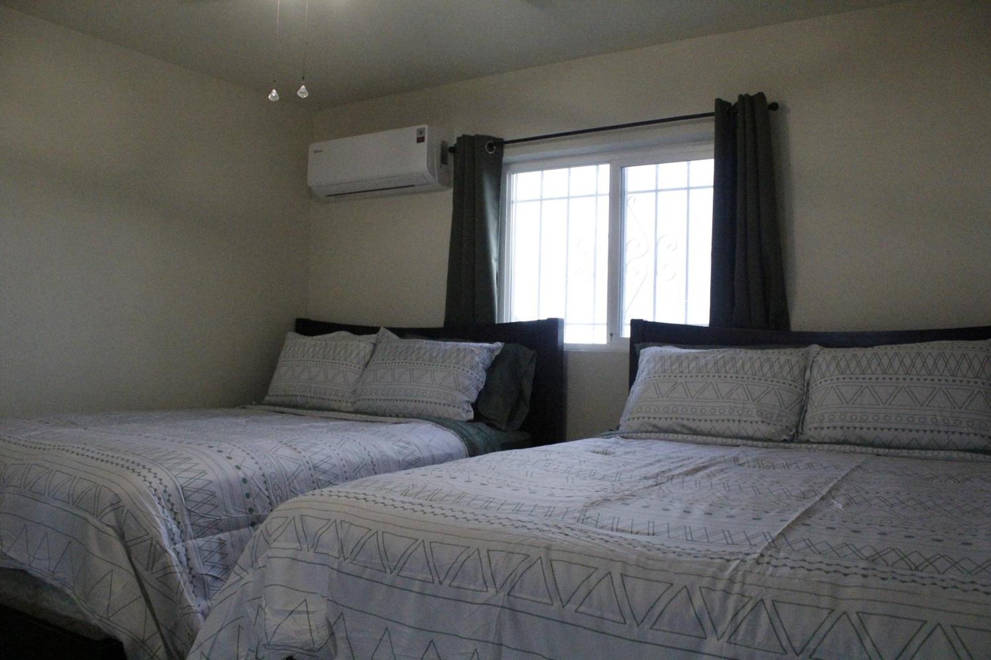 Hummingbird Hill - Entire Cabin Dunlap Luaran gambar
